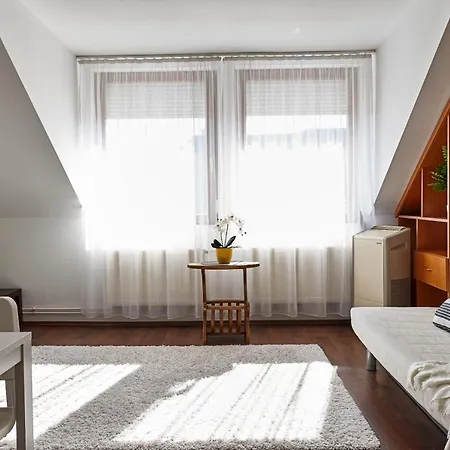 Apartment Warm & Friendly Ii.